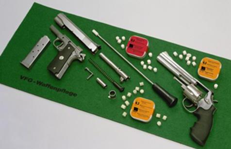 VFG Cleaning Accessories and VFG Felt Weapon Mat - Felt 1000mm x 300mm